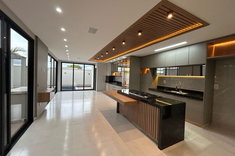 WhatsApp Image 2025-05-07 at 16.27.27 (2)