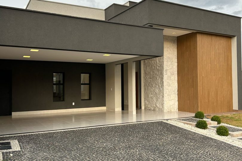 WhatsApp Image 2025-05-07 at 16.27.30 (1)