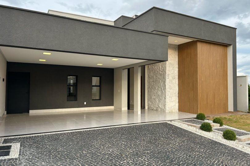 WhatsApp Image 2025-05-07 at 16.27.30 (2)